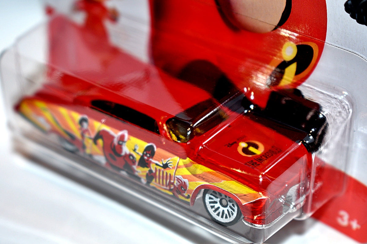 Hot Wheels  Disney - Character Cars -  Pixar The Incredibles Custom Jaguar