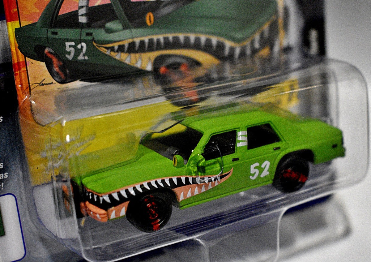 Johnny Lightning Street Freaks - Demolition Derby - 1990 Ford LTD Crown Victoria