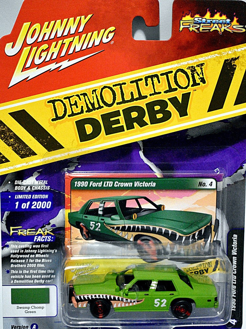 Johnny Lightning Street Freaks - Demolition Derby - 1990 Ford LTD Crown Victoria
