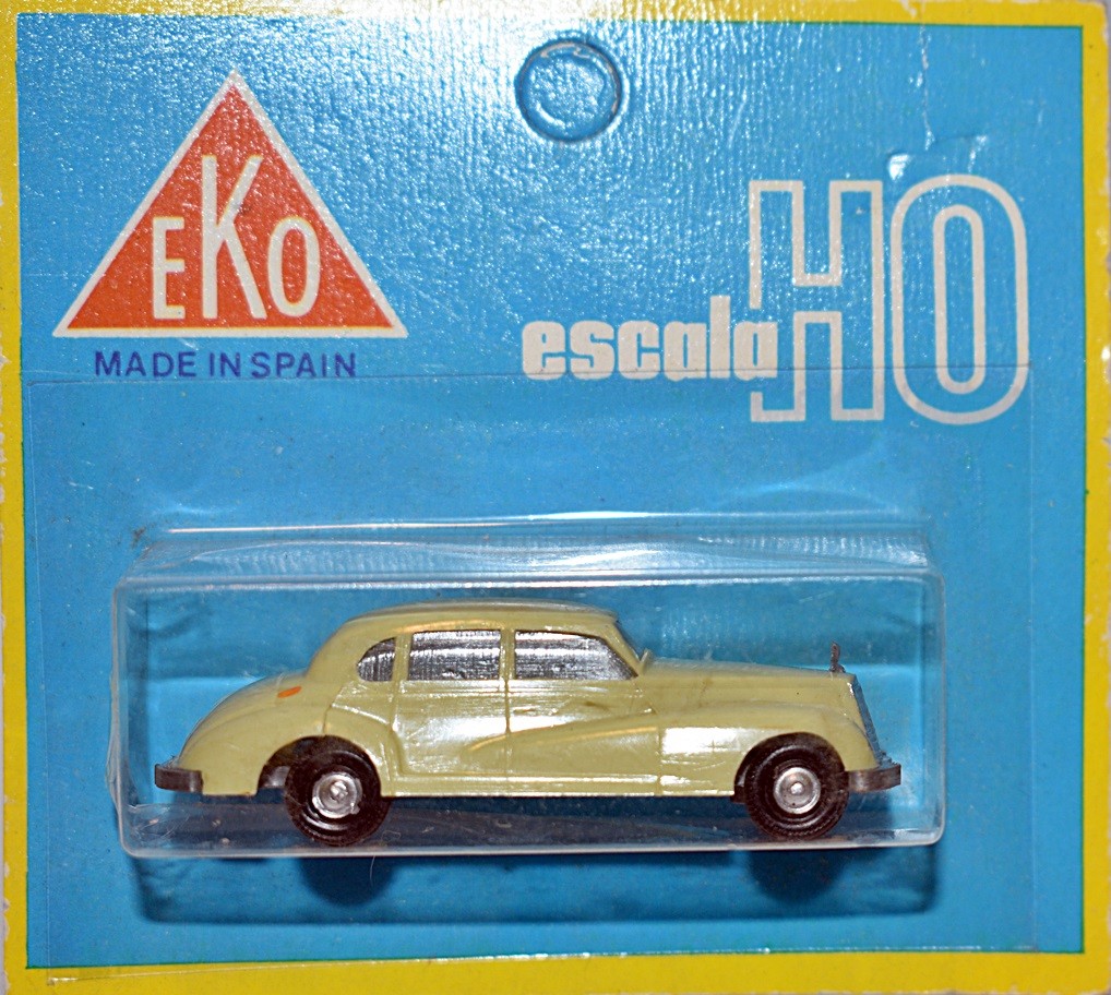 EKO - Mercedes-Benz  300 Sedan
