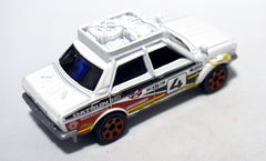 Matchbox - 1970 Datsun B210 Rallye Car