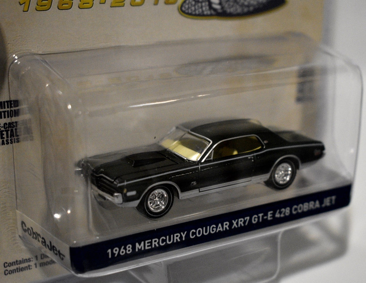 GreenLight Anniversary Series - Cobra Jet 50 Years - 1968 Mercury Cougar XR7 GT-E 428 Cobra Jet