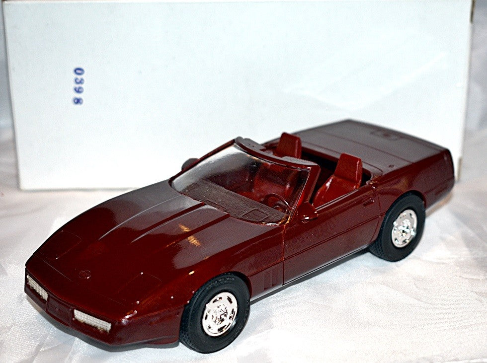 AMT Dealer Promo - 1988 Chevrolet Corvette Convertible (Dark Red)