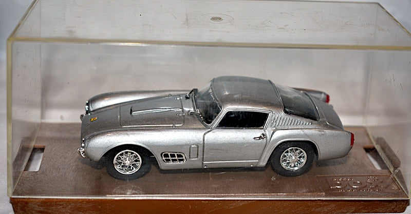 Box Model - 1956 Ferrari 250 GT