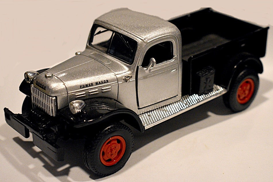National Motor Museum Mint - 1946 Dodge Power Wagon