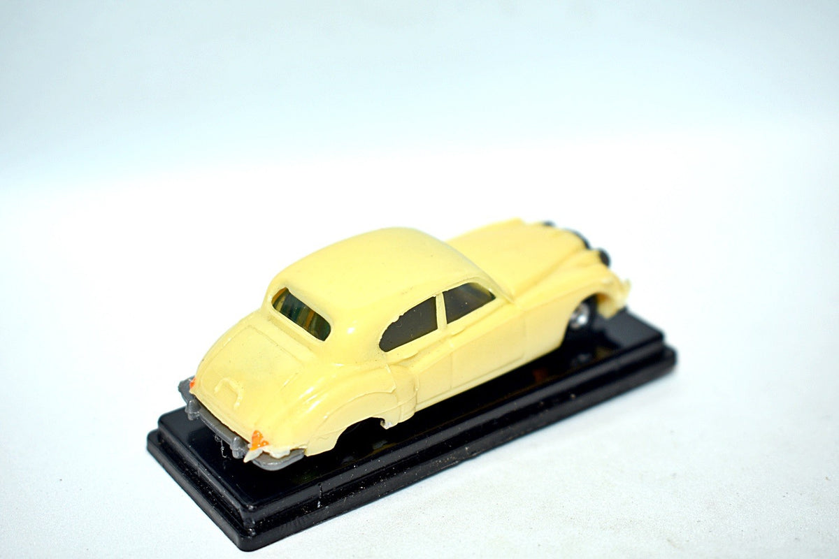 EKO - Jaguar Mark IX Salon