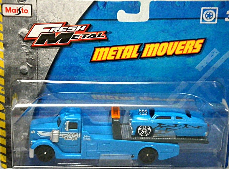 Maisto Elite Transport - 1950 Mercury Convertible & Flatbed Tow Truck