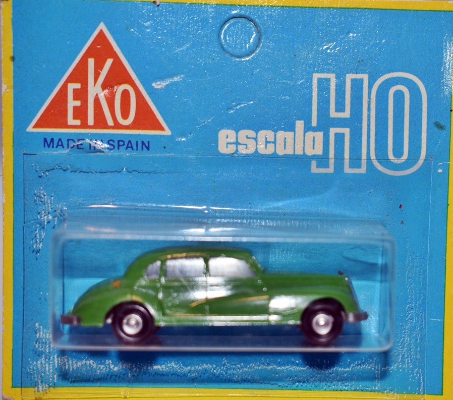 EKO - Mercedes-Benz  300 Sedan