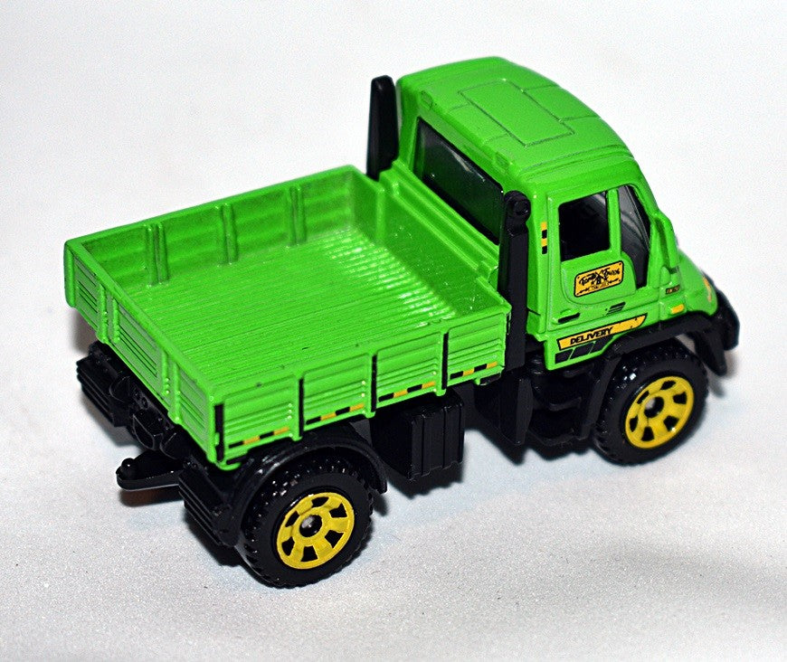 Matchbox Mercedes-Benz Unimog U300