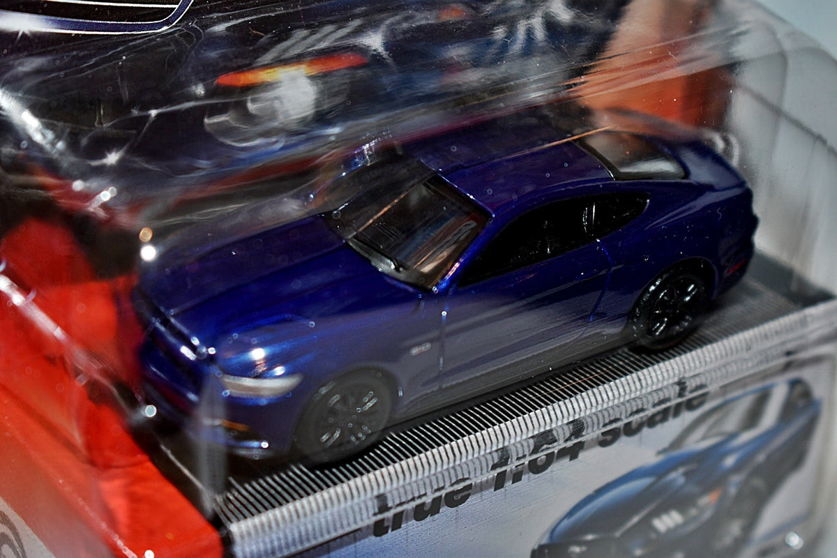 Auto World - 2015 Ford Mustang GT