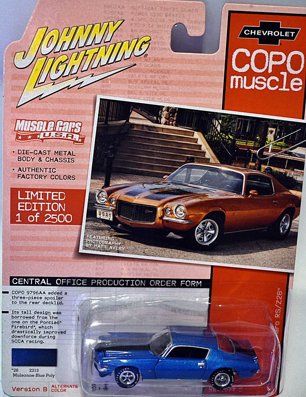 Johnny Lightning Muscle Cars USA - 1970 1/2 Chevrolet Camaro RS/Z28