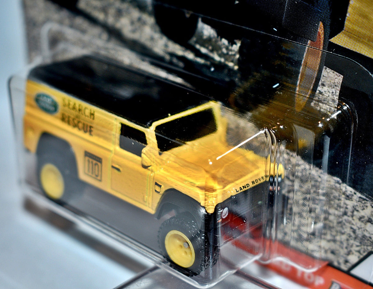 Hot Wheels - Premium - Land Rover Defender 110 Search & Rescue Truck