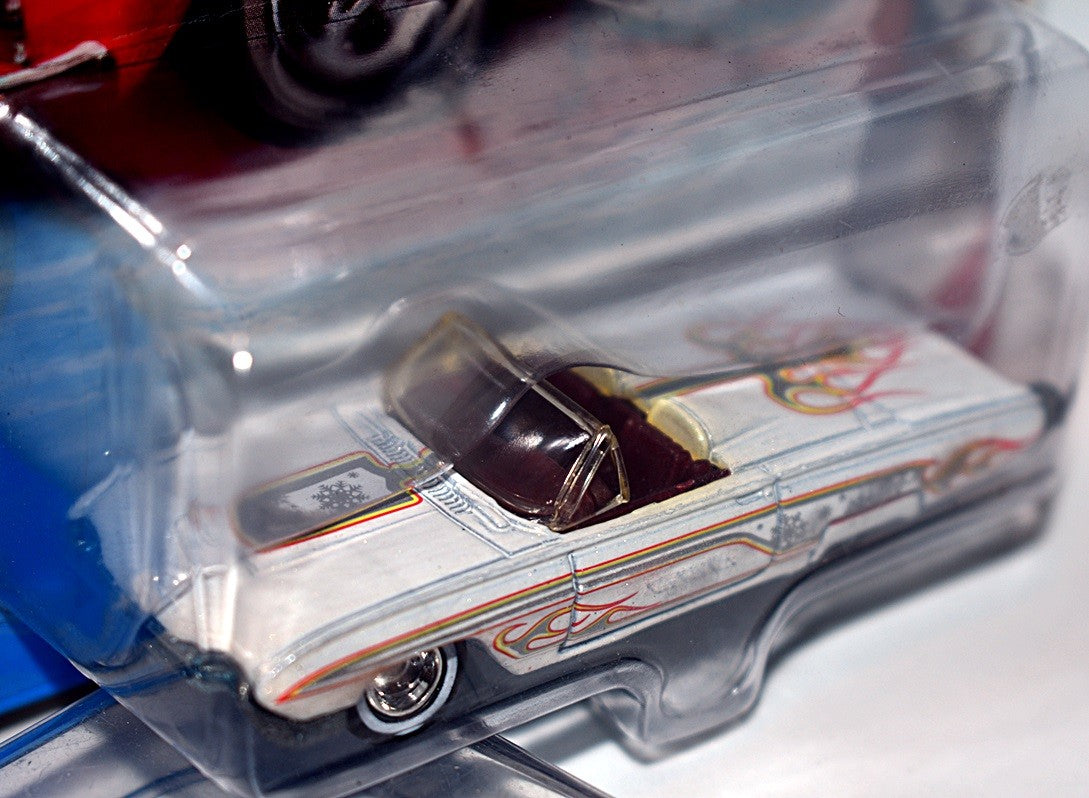 Hot Wheels 2008 Holiday Rods Custom 1963 Ford Thunderbird Convertible