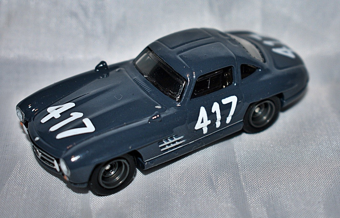 Hot Wheels - Mercedes-Benz 300SL Gullwing Race Car