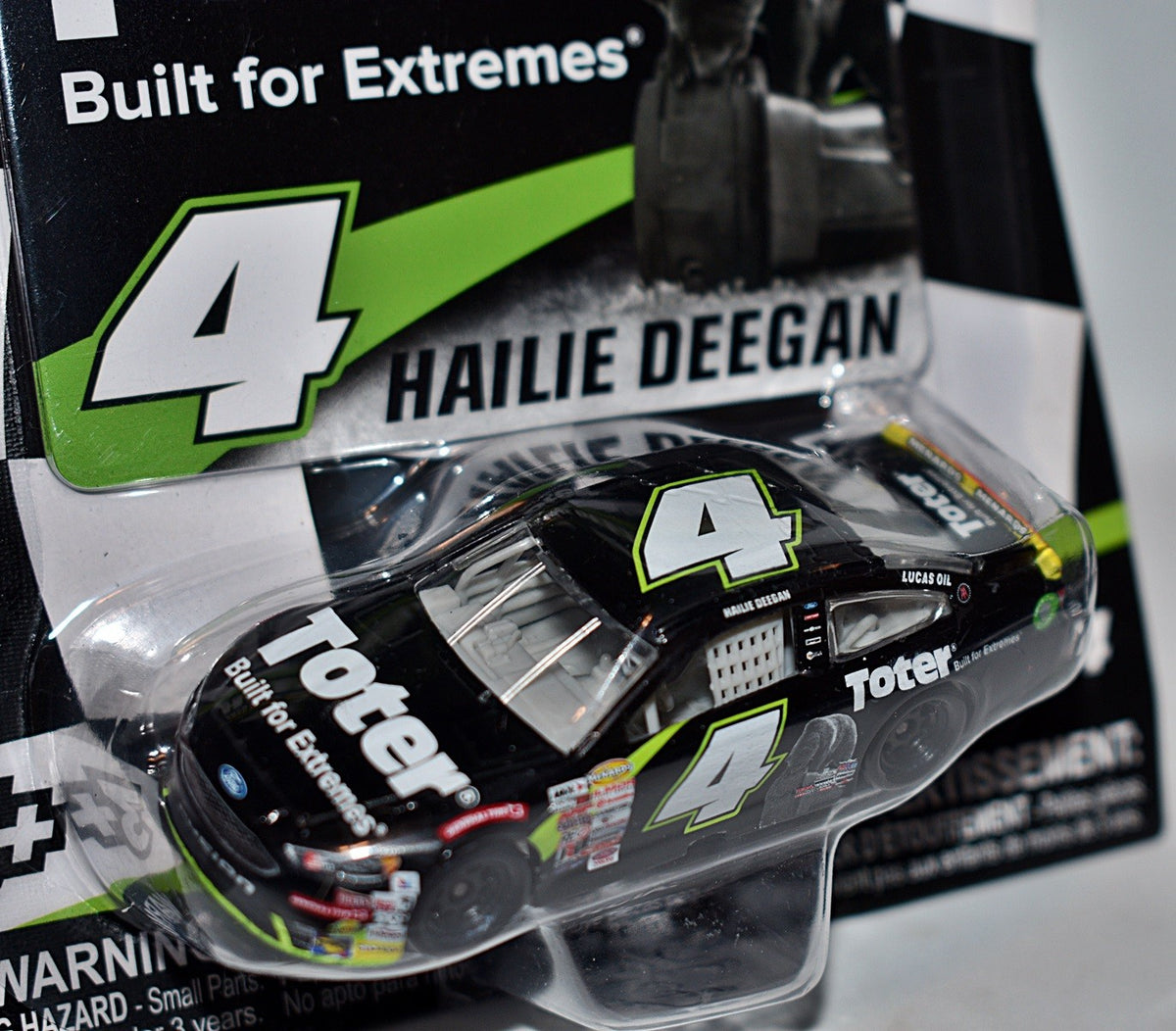 Lionel NASCAR Authentics - Hailie Deegan Toter Ford Mustang Stock Car