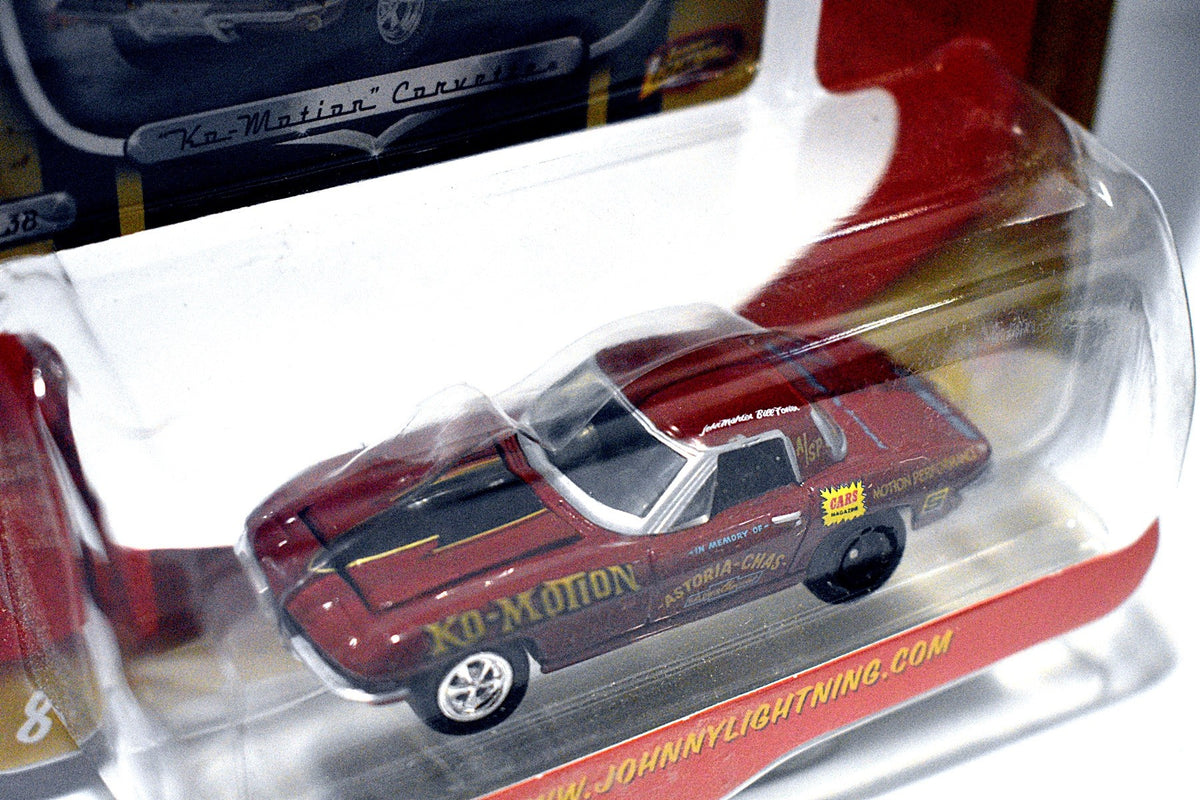 Johnny Lightning Classic Gold - Motion Performance Chevrolet Corvette 427 Convertible