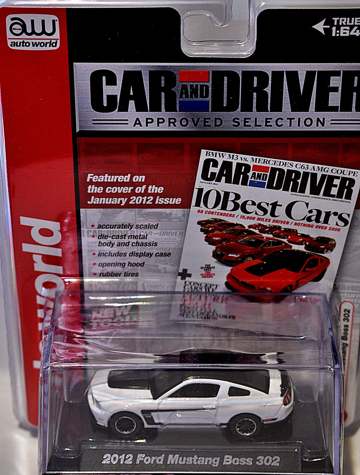 Auto World - Licensed Series - 2012 Ford Mustang Boss 302