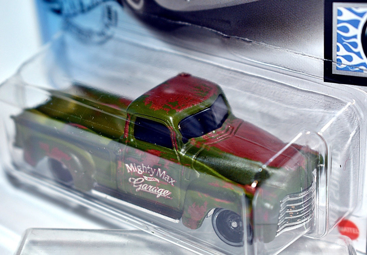 Hot Wheels -  Mighty Max Garage -1952 Chevrolet Pickup Truck