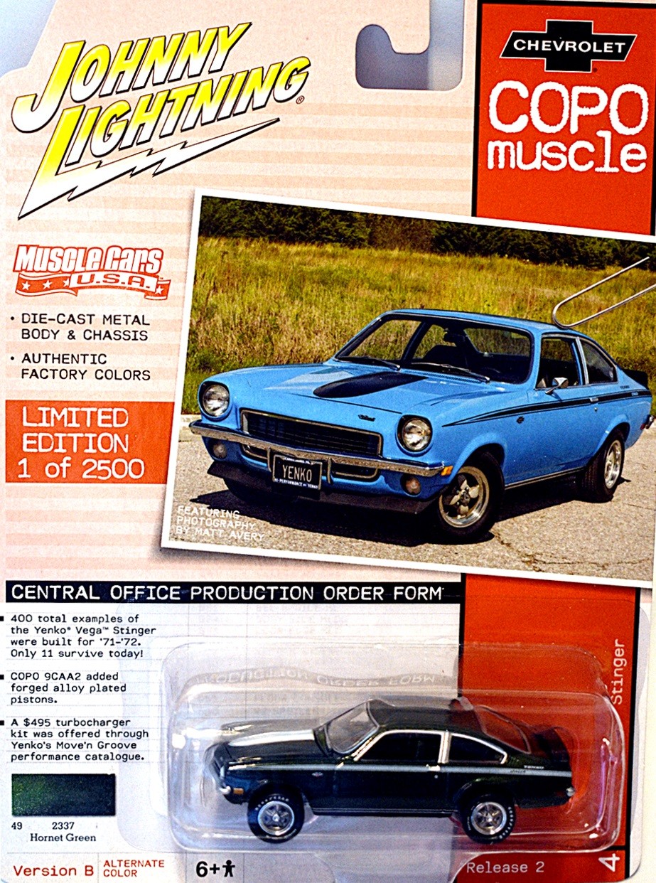 Johnny Lightning Muscle Cars USA - COPO - Chevrolet Vega Yenko Stinger