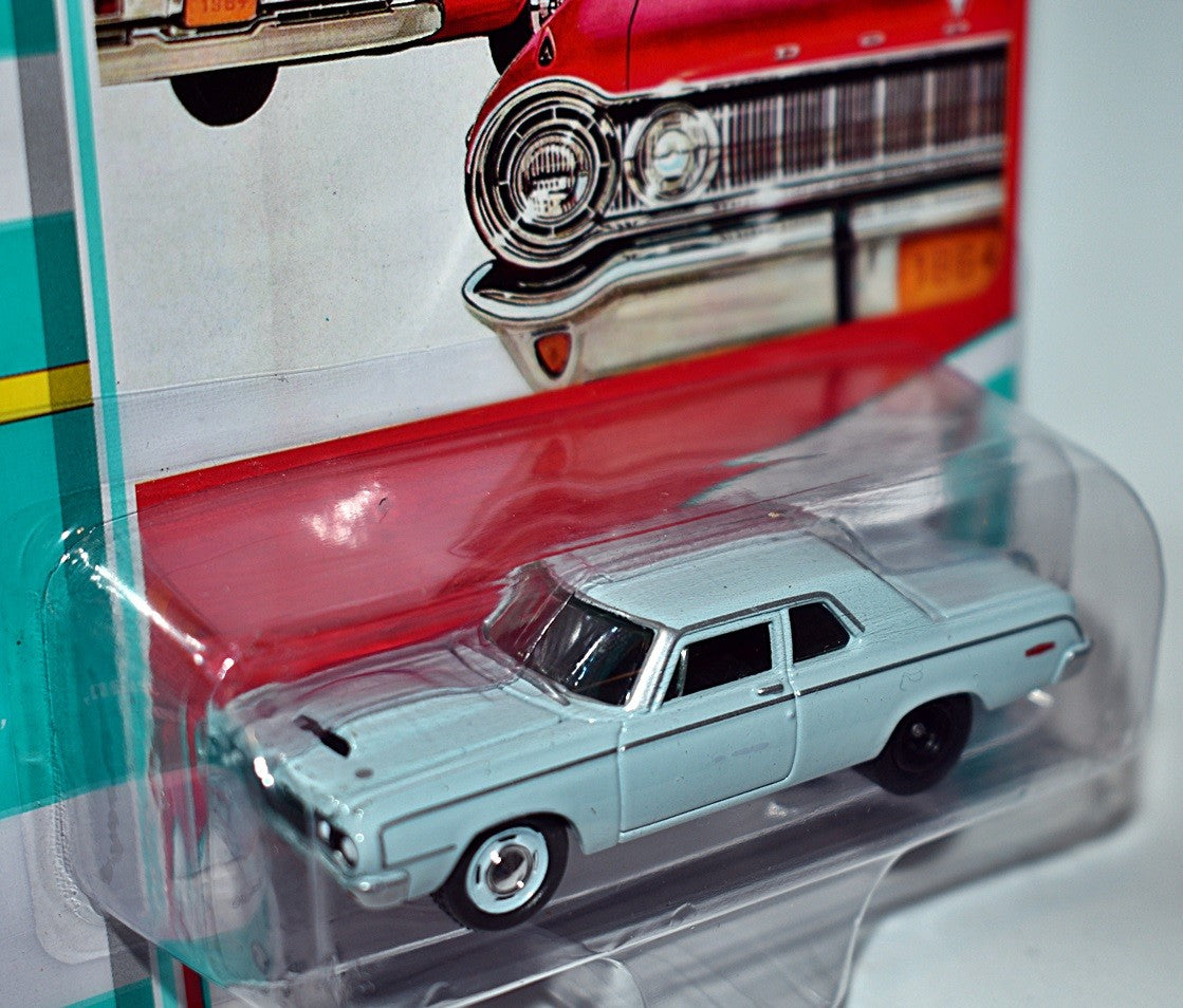 Johnny Lightning Classic Gold - 1964 Dodge 330