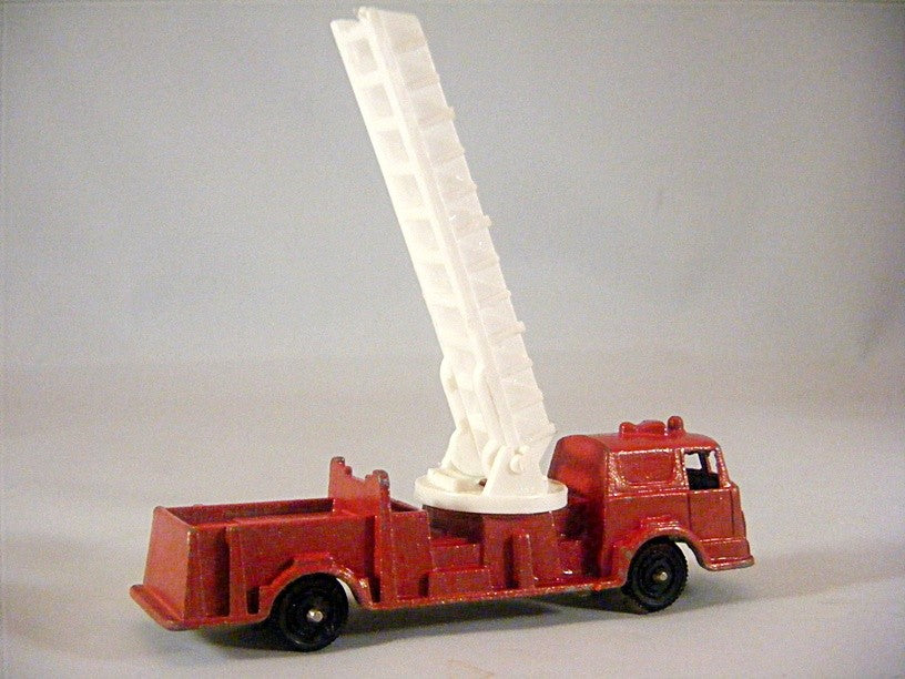 Tootsietoy Little Toughs Series - American La France Fire Engine