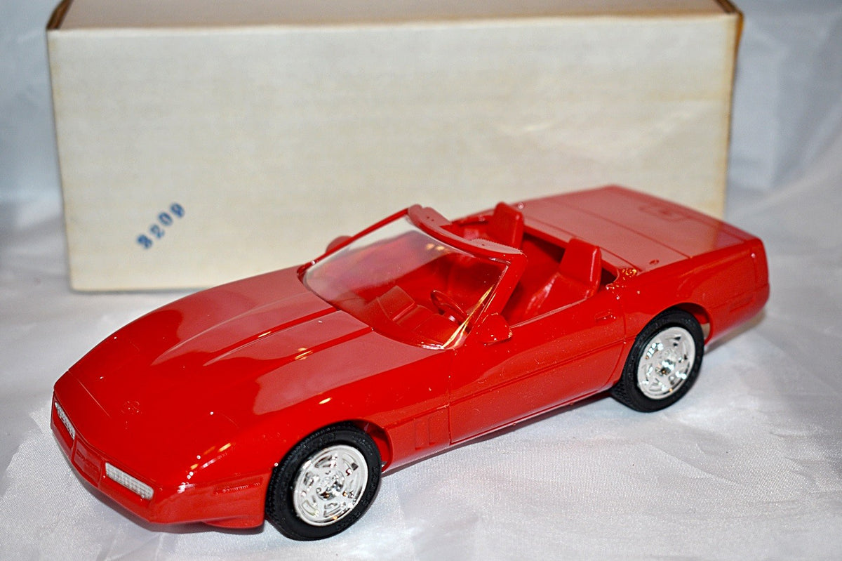 AMT Dealer Promo - 1990 Chevrolet Corvette Convertible