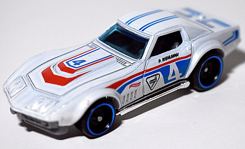 Hot Wheels -  1969 COPO Chevrolet Corvette