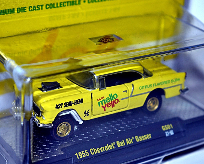 M2 Machines Auto-Thentics 1957 Chevrolet 120 Handyman Station Wagon