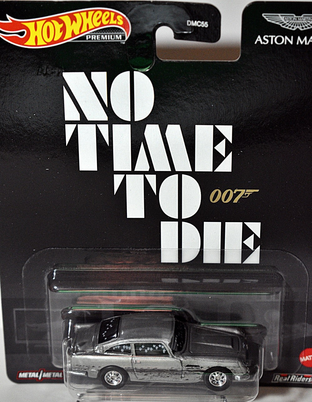 Hot Wheels - James Bond- No Time To Die - Aston Martin with bullet holes