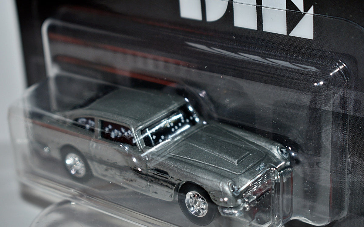 Hot Wheels - James Bond- No Time To Die - Aston Martin with bullet holes