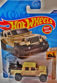 Hot Wheels - Jeep Gladiator Rubicon with Motorcycles
