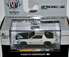 M2 Machines Auto-Thentics - 1985 Chevrolet Camaro IROC-Z