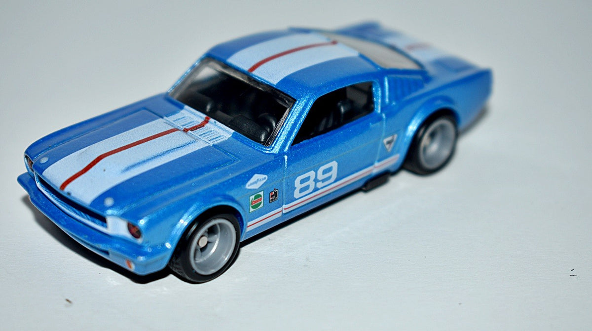 Hot Wheels - 1965 Ford Shelby Mustang Road Racer