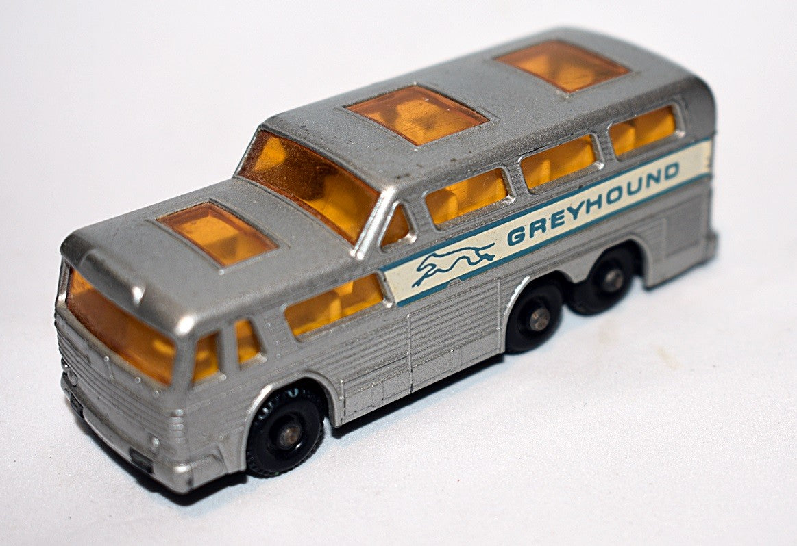 Matchbox Regular Wheels (66C) Greyhound Bus