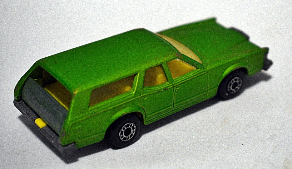 Matchbox - Mercury Cougar Villager Station Wagon