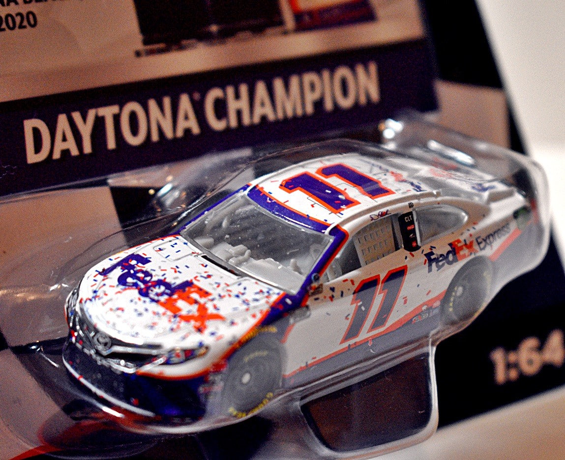 Lionel NASCAR Authentics - Daytona Winner - Denny Hamlin FEDEX Toyota Camry