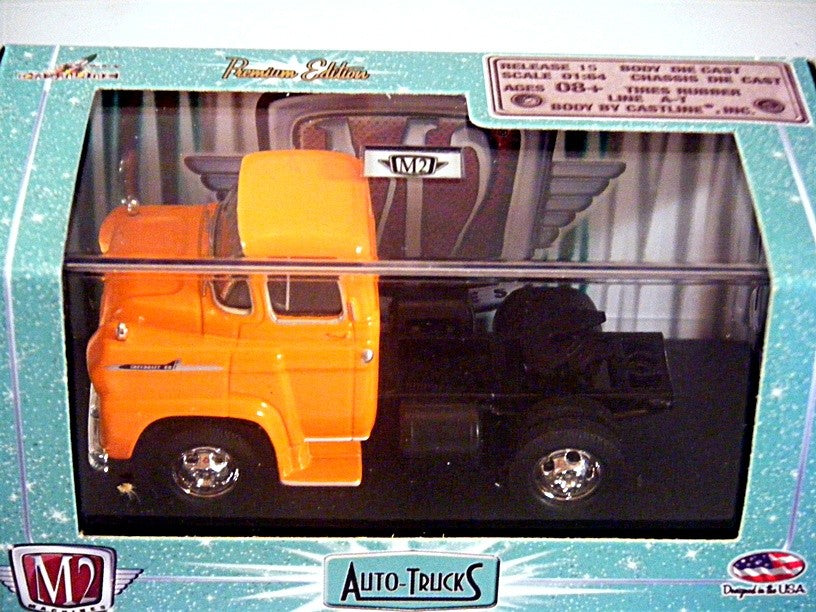 M2 Machines Auto-Trucks - 1958 Chevrolet LCF Cab