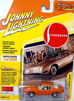 Johnny Lightning Classic Gold - 1963 Studebaker Avanti Supercharged