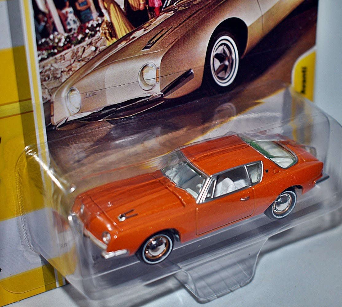 Johnny Lightning Classic Gold - 1963 Studebaker Avanti Supercharged