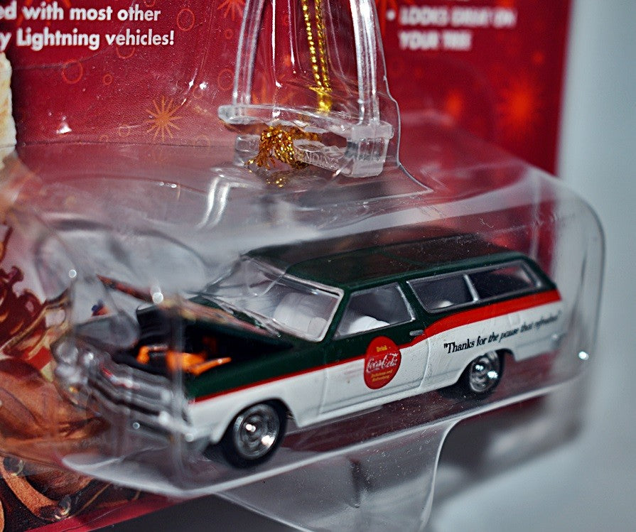 Johnny Lightning - 2004 Coca-Cola Automents -  1965 Chevrolet Chevelle Station Wagon