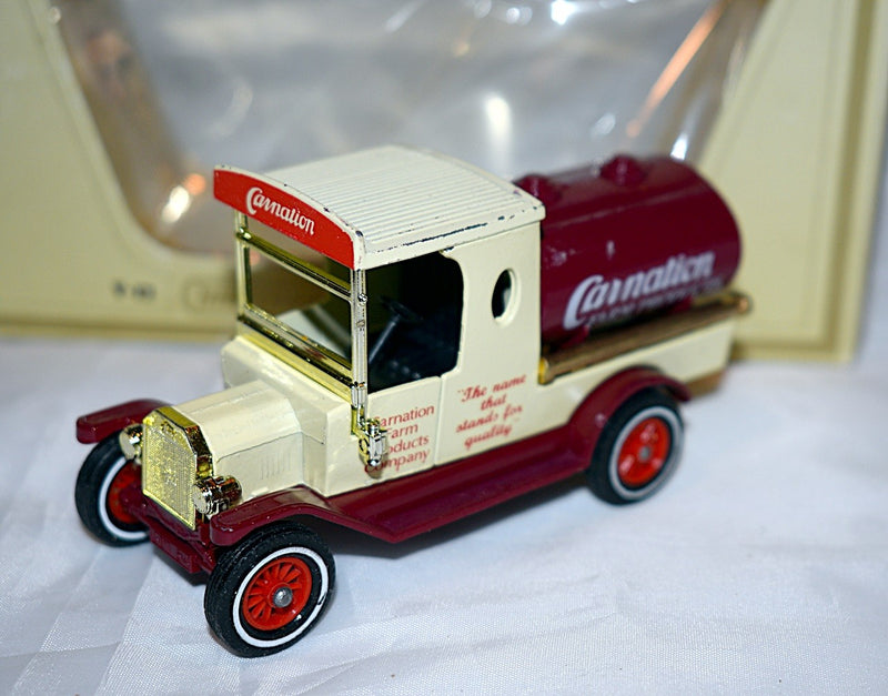 Matchbox Models of Yesteryear 1912 Ford Model T Carnation Farm Products