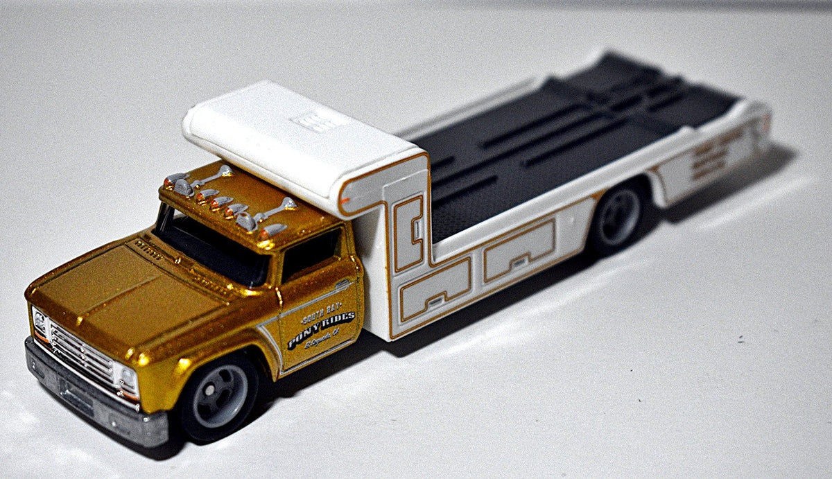 Hot Wheels - Custom Dodge Auto Transporter