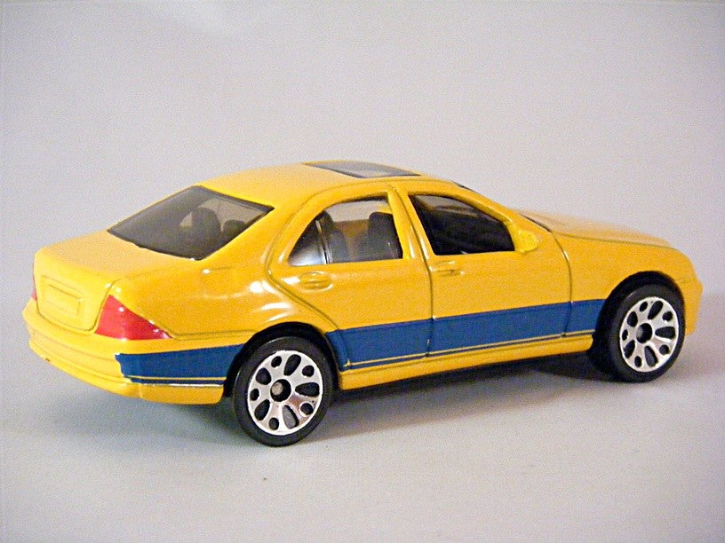 Matchbox Mercedes-Benz S-500 Sedan