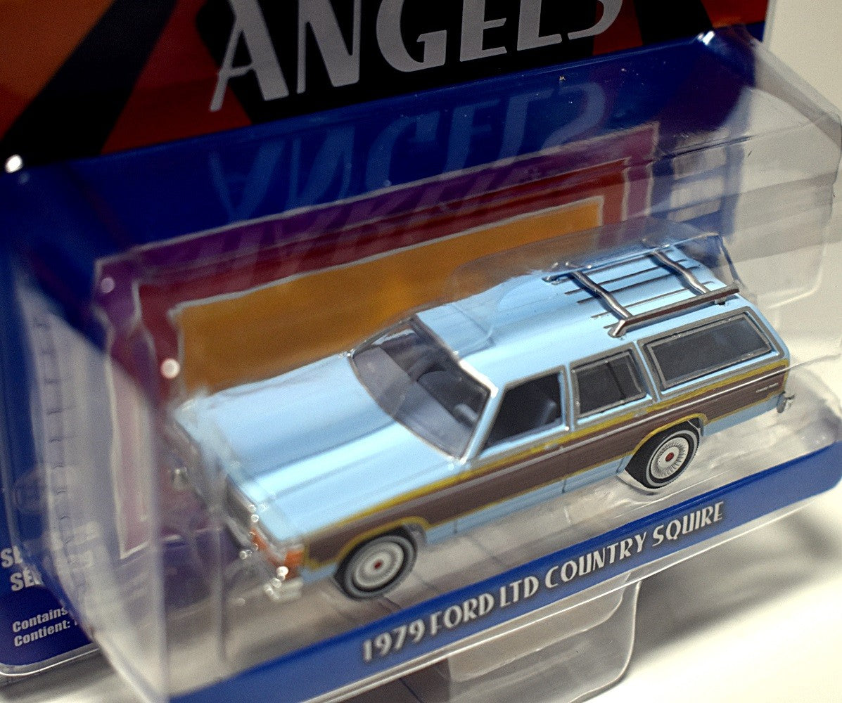 Greenlight Hollywood - Charlie's Angels 1979 Ford LTD Country Squire Station Wagon