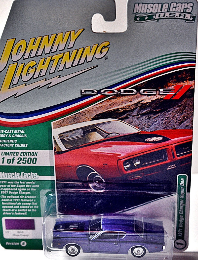 Johnny Lightning Muscle Cars USA - 1971 Dodge Charger Super Bee