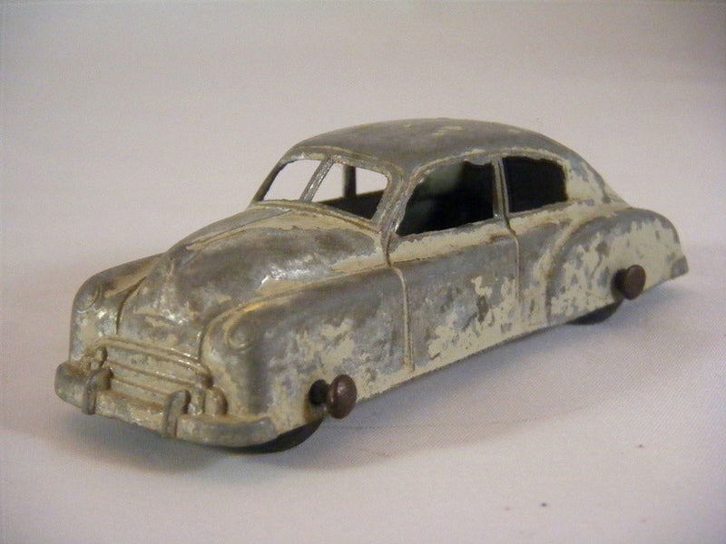 Tootsietoy 1950 Chevrolet Fastback - Fleetline