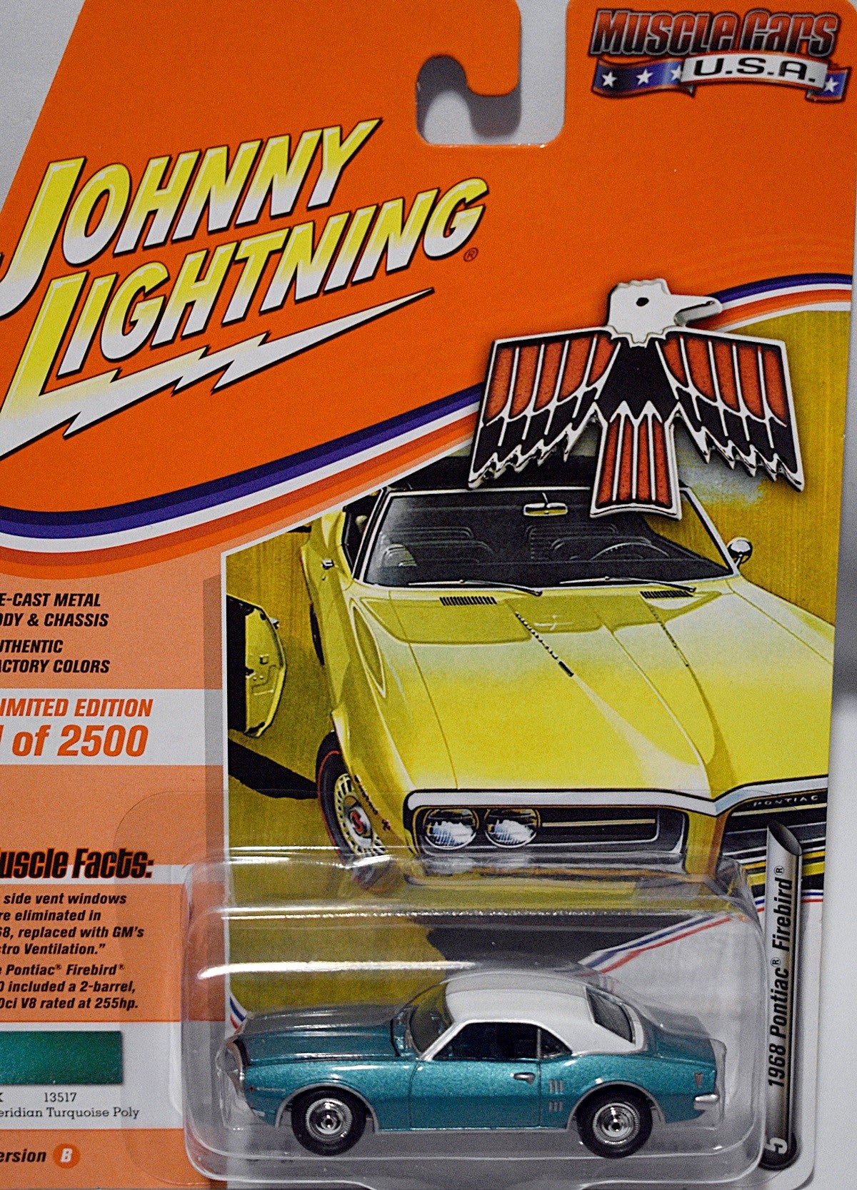 Johnny Lightning Muscle Cars USA - 1968 Pontiac Firebird