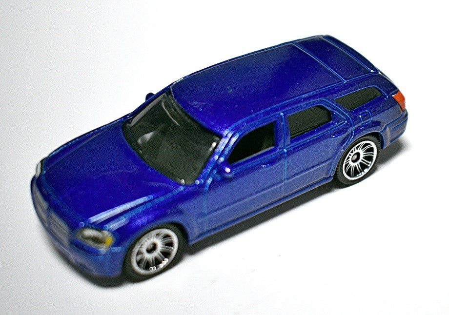 Matchbox Dodge Magnum Station Wagon