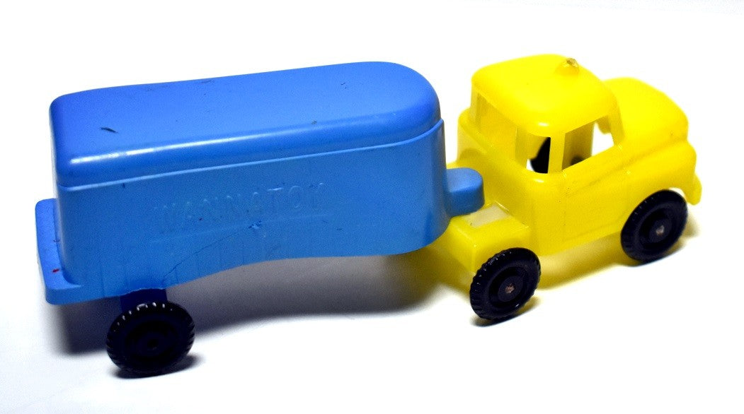 Dillon Beck - Wannatoy - Hauling Truck