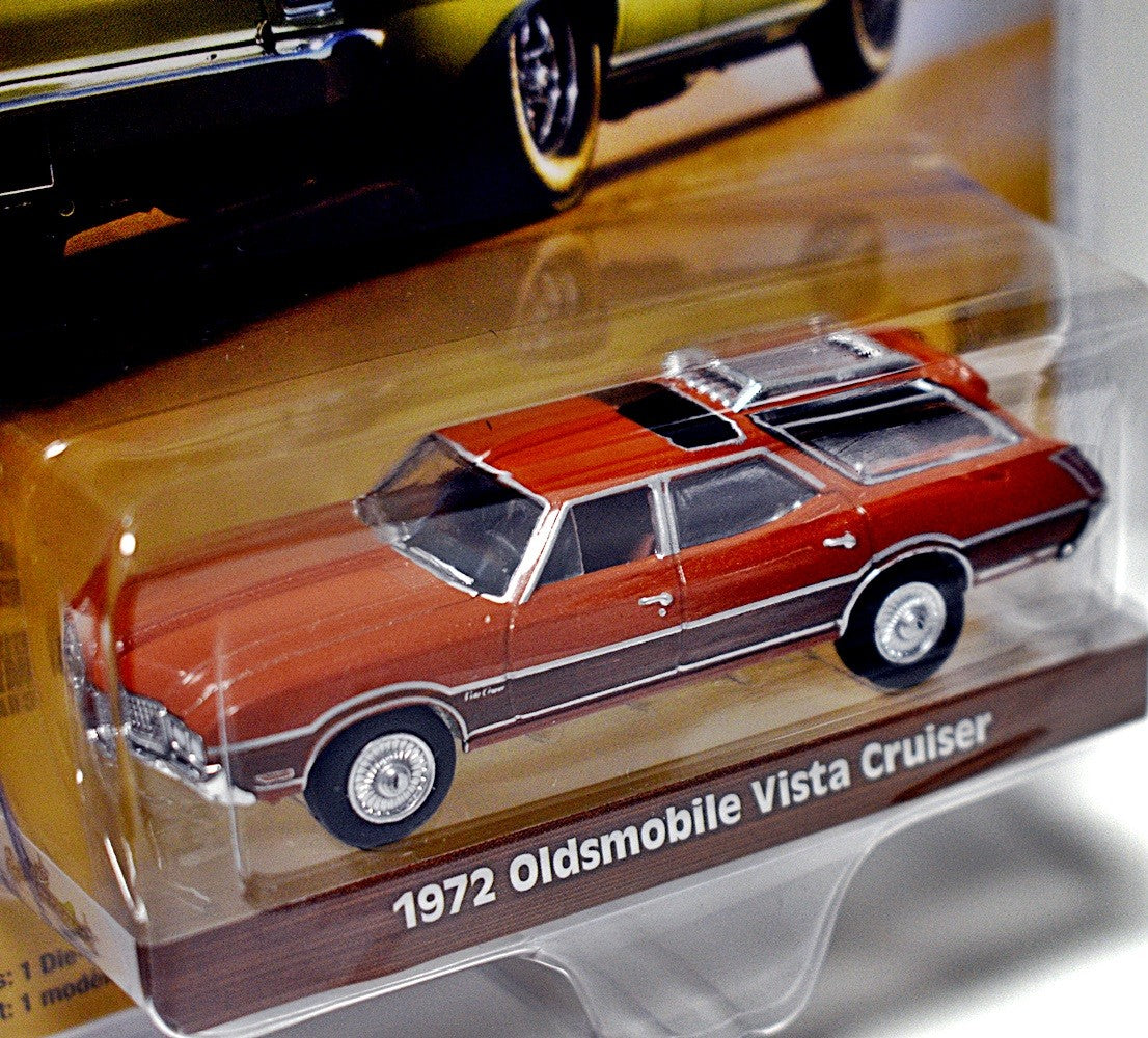 Greenlight - Estate Wagons - 1972 Oldsmobile Vista Cruiser Station Wagon